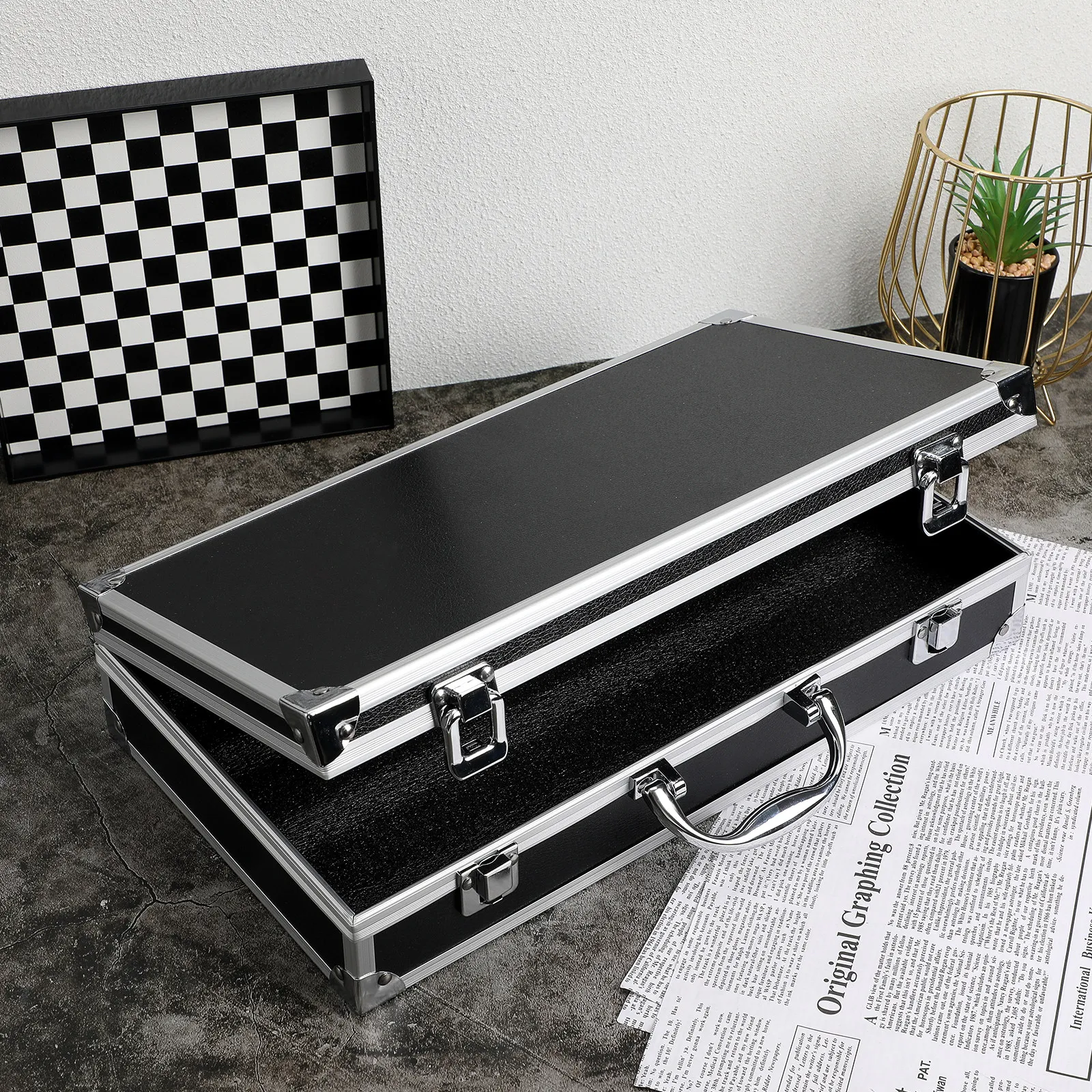 Multi Purpose Aluminum Alloy Tool Container Medicine Storage Box Portable Carrying Case Large Space Round Edge Design for School
Multi Purpose Aluminum Alloy Tool Container Medicine Storage Box Portable Carrying Case Large Space Round Edge Design for School