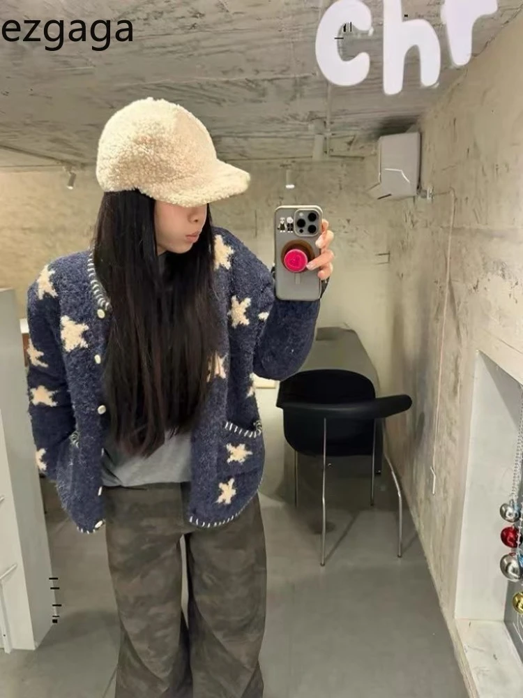 Ezgaga Knitted Cardigan Women Star Autumn Winter Loose Sweet Fashion Single Breasted Vintage Sweater Pockets Female Casual Tops
Ezgaga Knitted Cardigan Women Star Autumn Winter Loose Sweet Fashion Single Breasted Vintage Sweater Pockets Female Casual Tops