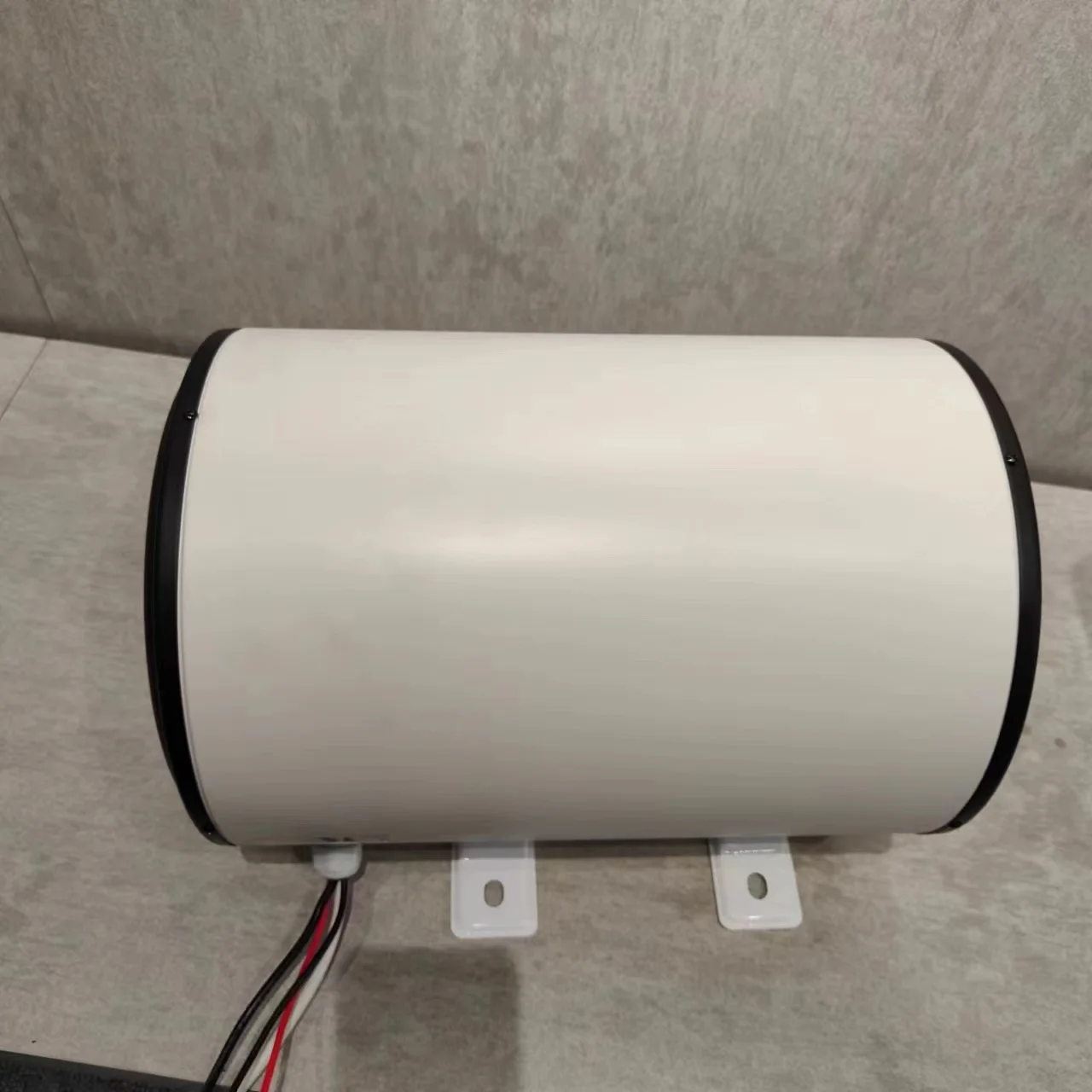 Электрический водонагреватель для небольшого хранения каравана, мобильный караван, быстрый нагрев, электрический водонагреватель
Электрический водонагреватель для небольшого хранения каравана, мобильный караван, быстрый нагрев, электрический водонагреватель