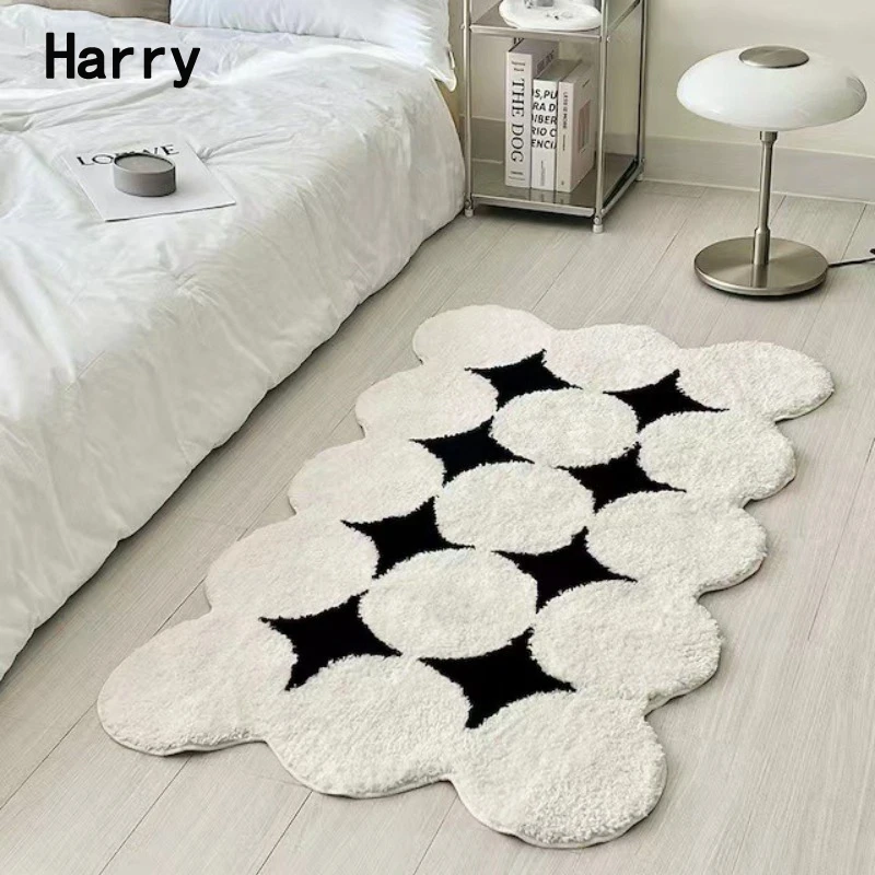 Black White Living Room Decoration Mat Nordic Minimalist Home Area Rug Thickened Flocking Bedroom Non-slip Carpets Irregular
Black White Living Room Decoration Mat Nordic Minimalist Home Area Rug Thickened Flocking Bedroom Non-slip Carpets Irregular