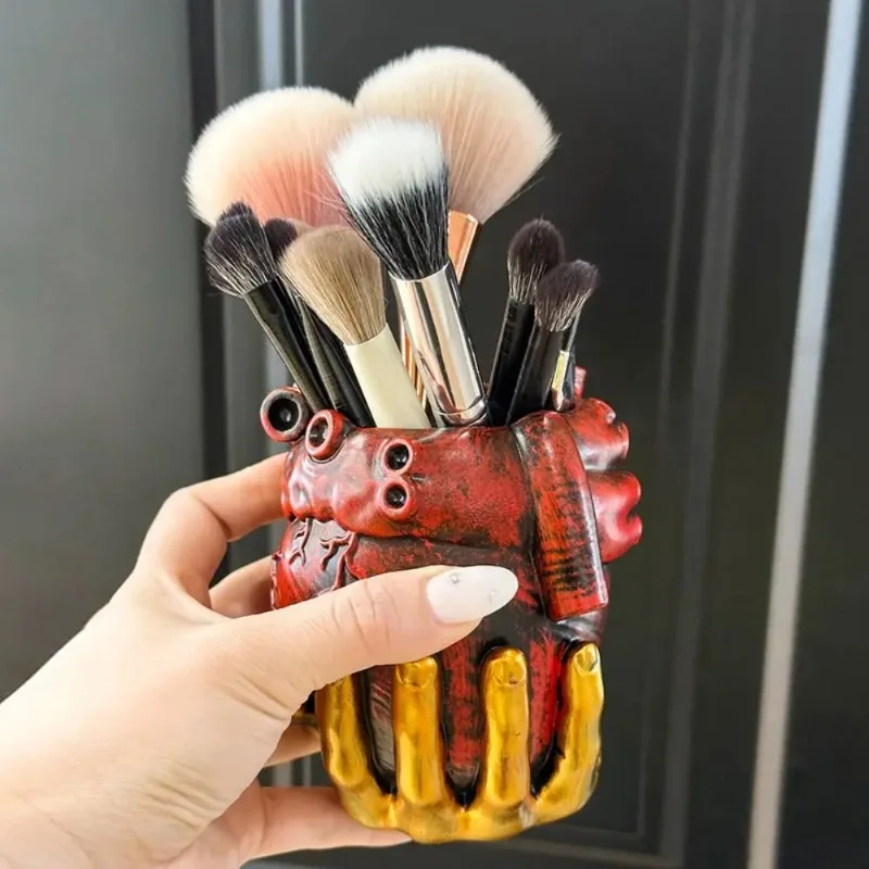 Unique Vinyl Heart-Shaped Pen Holder Simulation Vintage Makeup Brush Storage Box Decorative Desktop Organizer for Home
Unique Vinyl Heart-Shaped Pen Holder Simulation Vintage Makeup Brush Storage Box Decorative Desktop Organizer for Home