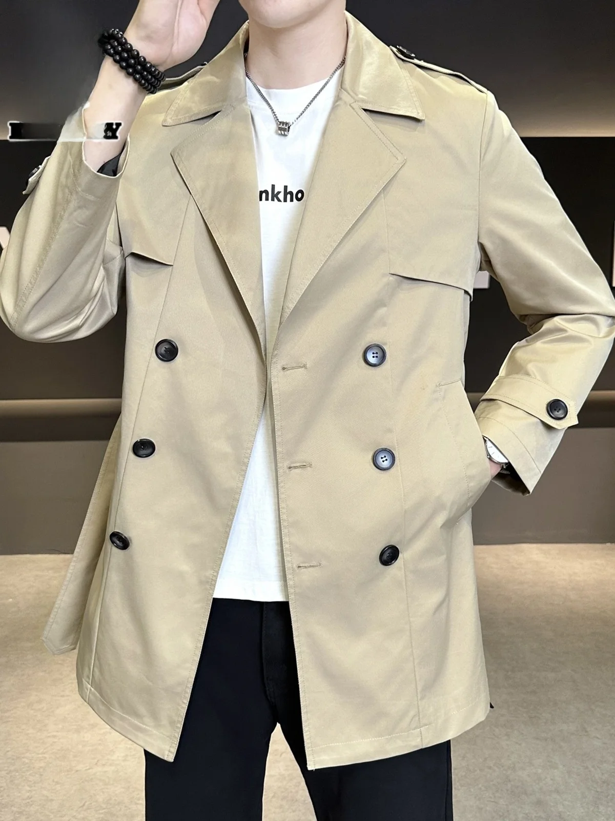 Men's Double-Row Button Sle Casual Coat Spring New Faion Trendy All-Match Medium-Length Outerwear Polyester
Men's Double-Row Button Sle Casual Coat Spring New Faion Trendy All-Match Medium-Length Outerwear Polyester