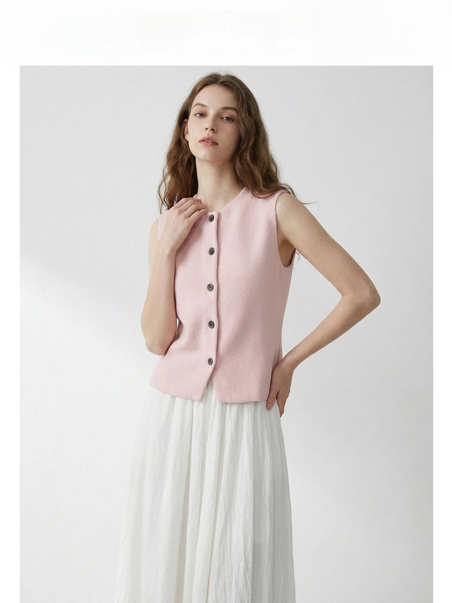 Elegant Single-Button Vest Women's Spring Summer New Style Slimming Versatile Layering Cotton Blend Fabric round Neck Vest
Elegant Single-Button Vest Women's Spring Summer New Style Slimming Versatile Layering Cotton Blend Fabric round Neck Vest