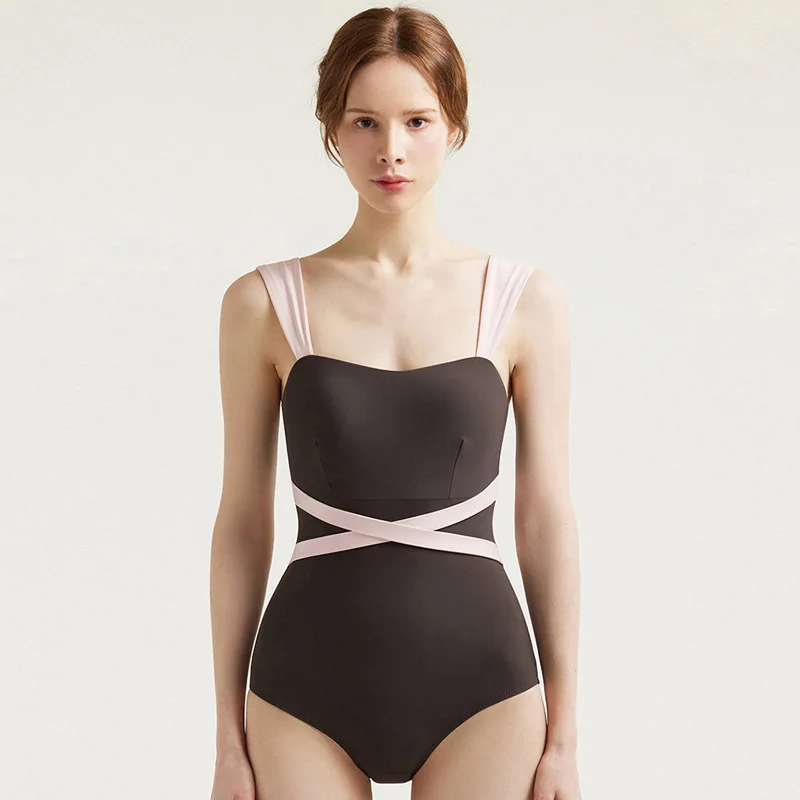 Swimsuit sexy backless cross striped one-piece women's swimsuit fashionable hot spring Blue coffee color
Swimsuit sexy backless cross striped one-piece women's swimsuit fashionable hot spring Blue coffee color