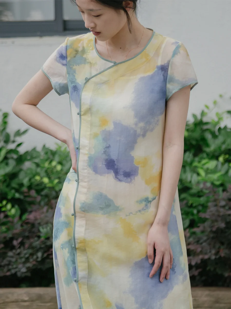 Легкий китайский комплект Qipao Dr с асимметричной юбкой из шелкового хлопка, окрашенной в асимметричном стиле, комплект из двух предметов, винтажный комплект трапециевидной формы Dr
Легкий китайский комплект Qipao Dr с асимметричной юбкой из шелкового хлопка, окрашенной в асимметричном стиле, комплект из двух предметов, винтажный комплект трапециевидной формы Dr