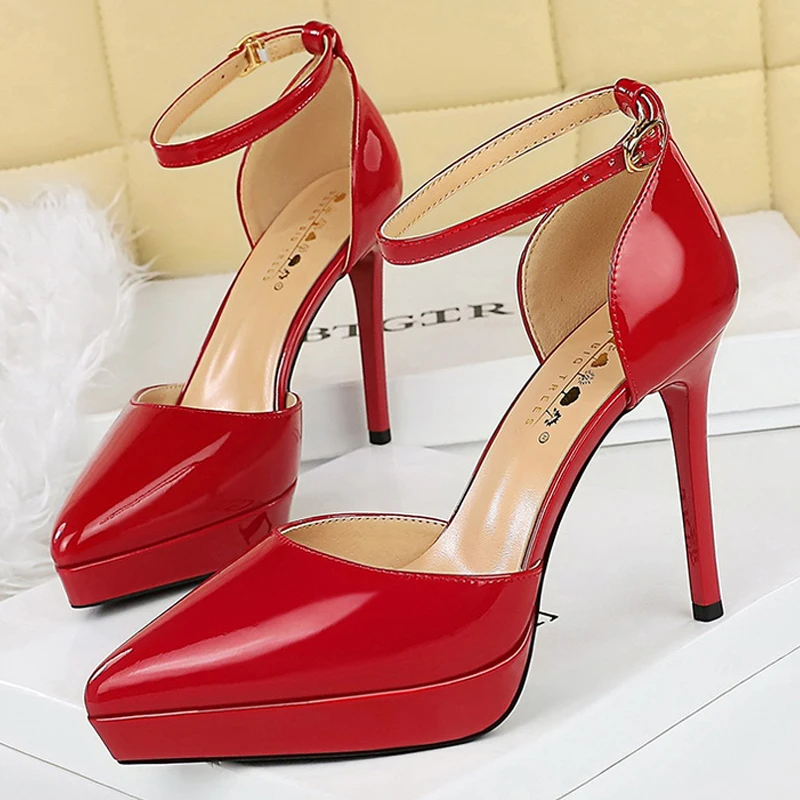 Туфли BIGTREE на платформе, женские туфли-лодочки, лакированные кожаные босоножки на высоком каблуке, женская летняя обувь, туфли на шпильке 10,5 см, праздничная обувь
Туфли BIGTREE на платформе, женские туфли-лодочки, лакированные кожаные босоножки на высоком каблуке, женская летняя обувь, туфли на шпильке 10,5 см, праздничная обувь