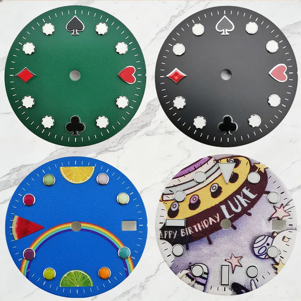 Циферблат для часов Poker 28,5 мм NH35 с индивидуальным логотипом, подходит для механизмов NH35/36, синий люминесцентный C3, аксессуары для циферблатов часов
Циферблат для часов Poker 28,5 мм NH35 с индивидуальным логотипом, подходит для механизмов NH35/36, синий люминесцентный C3, аксессуары для циферблатов часов