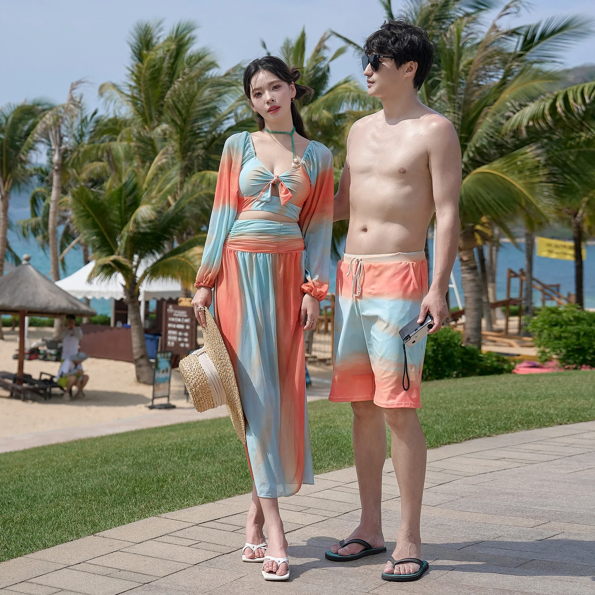 Gradient Print Long Sleeve Swimsuit Swimwear 3 Pcs High Waist Bikini Set Women Men's Swim Shorts Beach Wear Couples Bathing Suit
Gradient Print Long Sleeve Swimsuit Swimwear 3 Pcs High Waist Bikini Set Women Men's Swim Shorts Beach Wear Couples Bathing Suit