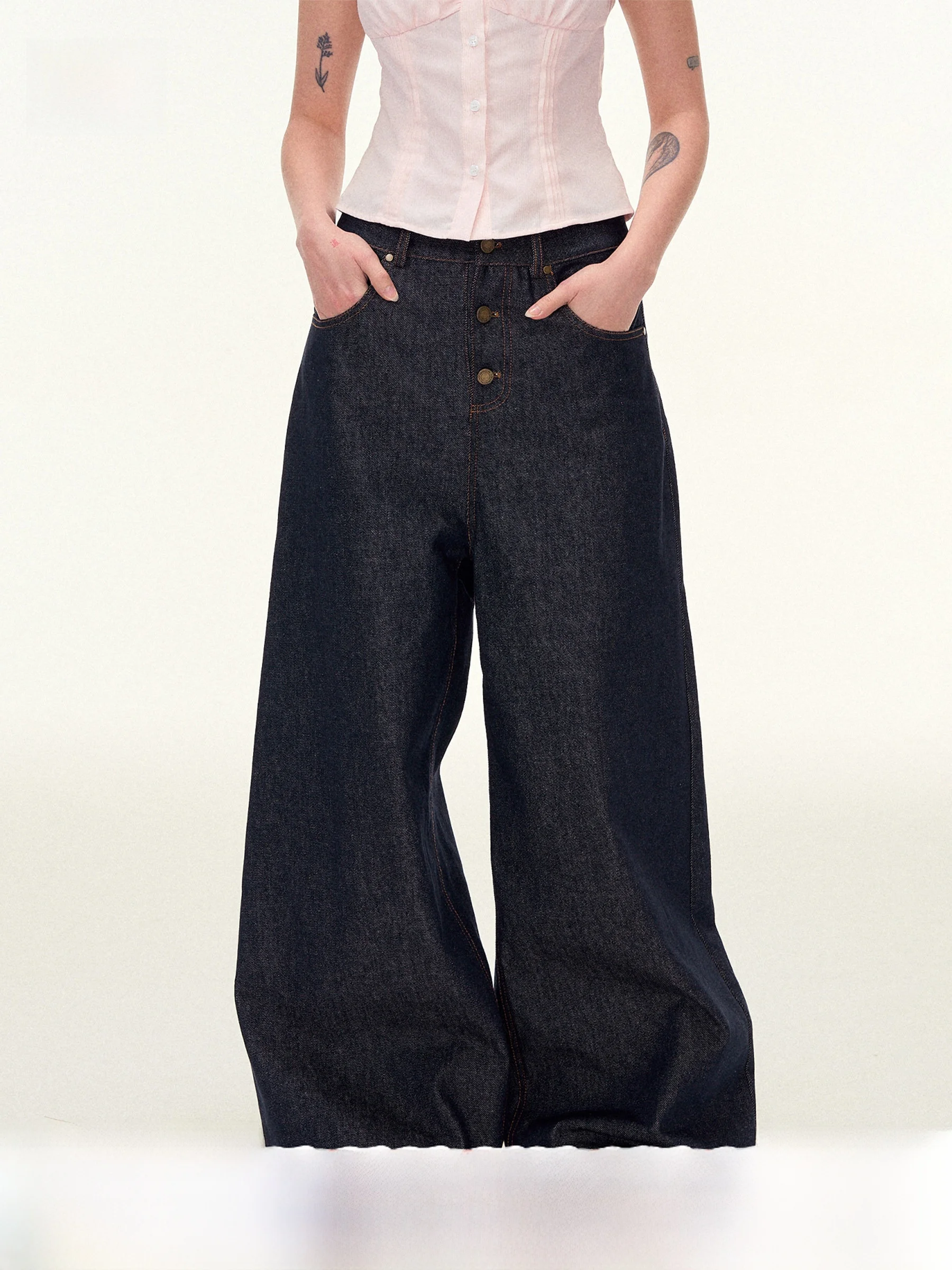 FFREEDOM американские ретро джинсовые оригинальные цветные женские свободные повседневные широкие джинсы длинные брюки удобные с высокой талией
FFREEDOM американские ретро джинсовые оригинальные цветные женские свободные повседневные широкие джинсы длинные брюки удобные с высокой талией