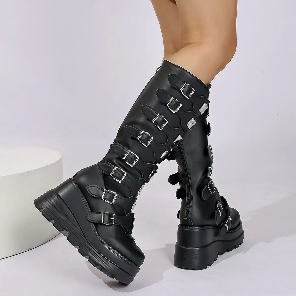 2026 New Ladies Metal Punk Belt Buckle Booties High-quality Ladies High-top Enhanced Non-slip Riding Boots Women's Boots
2026 New Ladies Metal Punk Belt Buckle Booties High-quality Ladies High-top Enhanced Non-slip Riding Boots Women's Boots