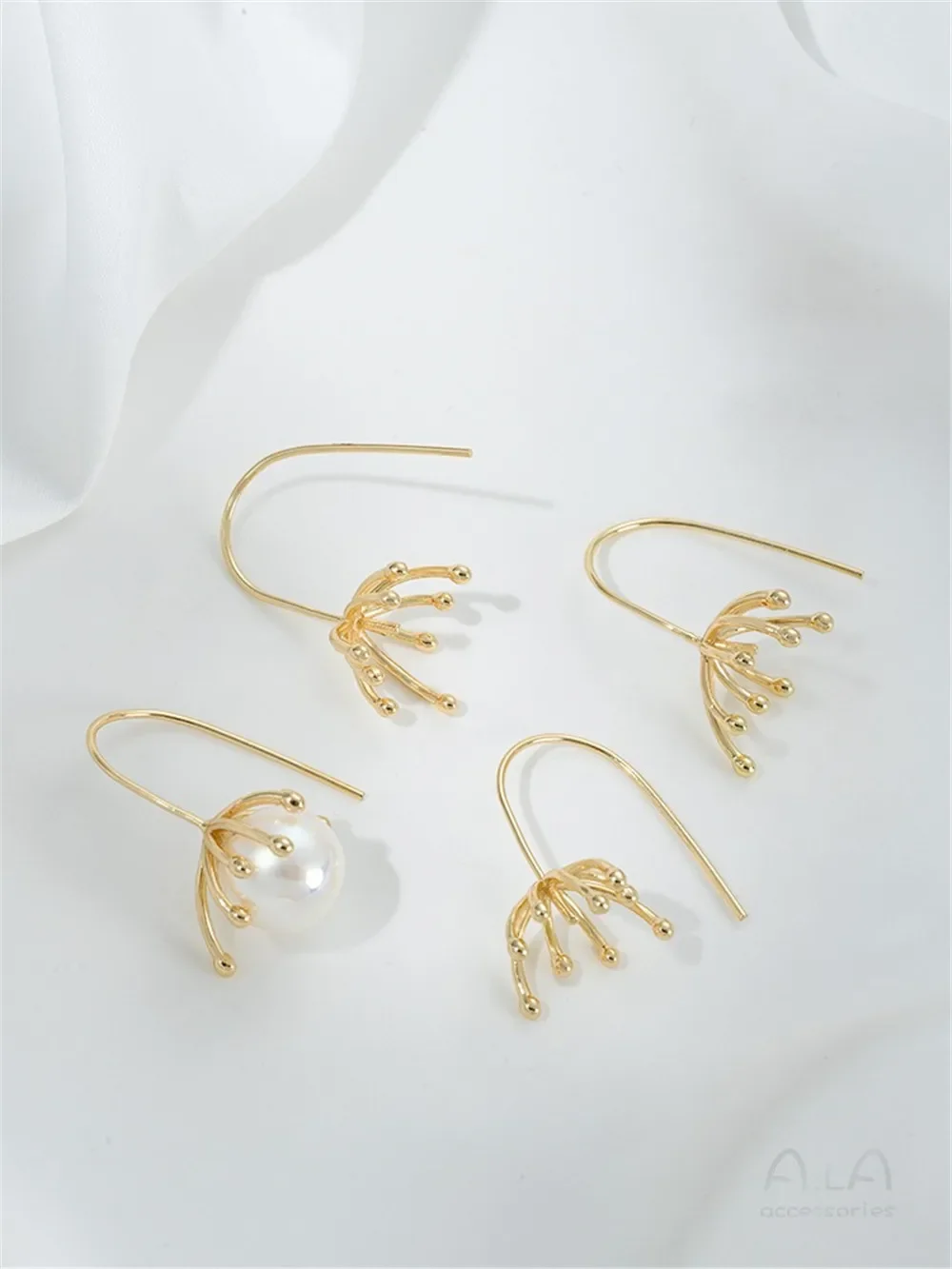 14K Gold Plated Branch Design Ear Hooks, Stamen Bead Base for DIY Handmade Pearl Earring Making Supplies
14K Gold Plated Branch Design Ear Hooks, Stamen Bead Base for DIY Handmade Pearl Earring Making Supplies