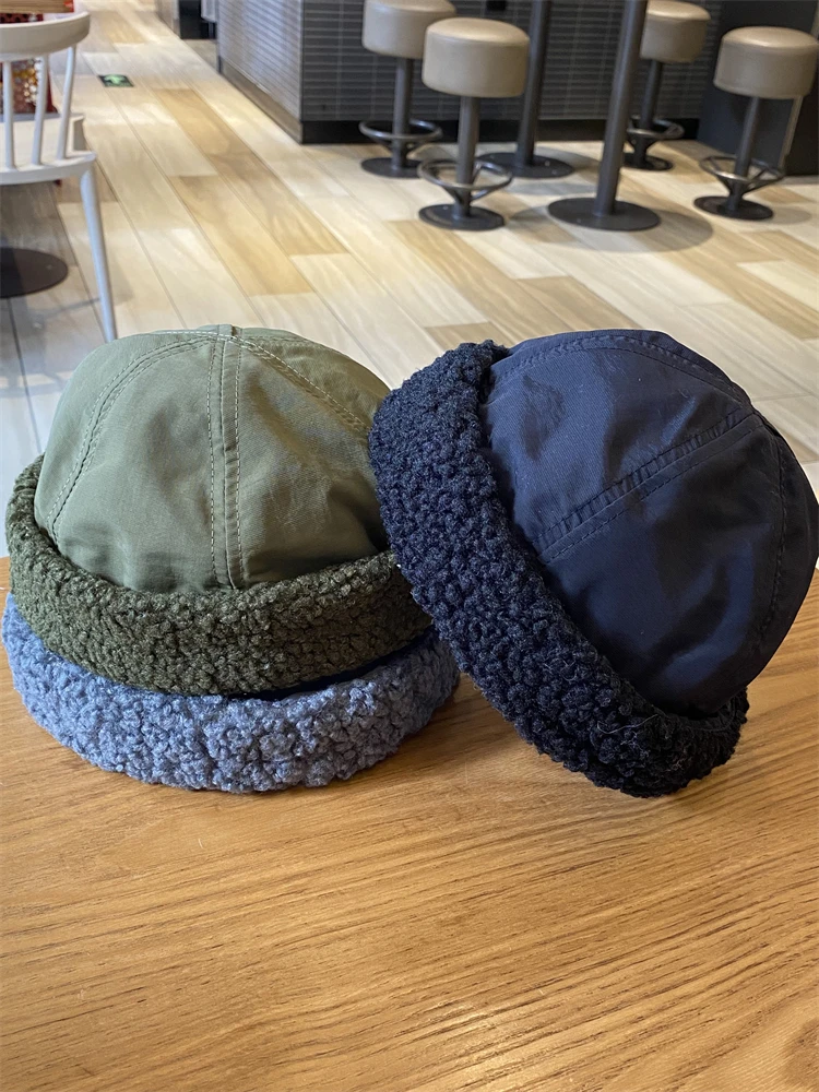 Винтажная мужская зимняя хлопковая кепка без полей Skullies, однотонная уличная портативная шапка-докер, многофункциональная шапка-бини, шапки в стиле хип-хоп
Винтажная мужская зимняя хлопковая кепка без полей Skullies, однотонная уличная портативная шапка-докер, многофункциональная шапка-бини, шапки в стиле хип-хоп