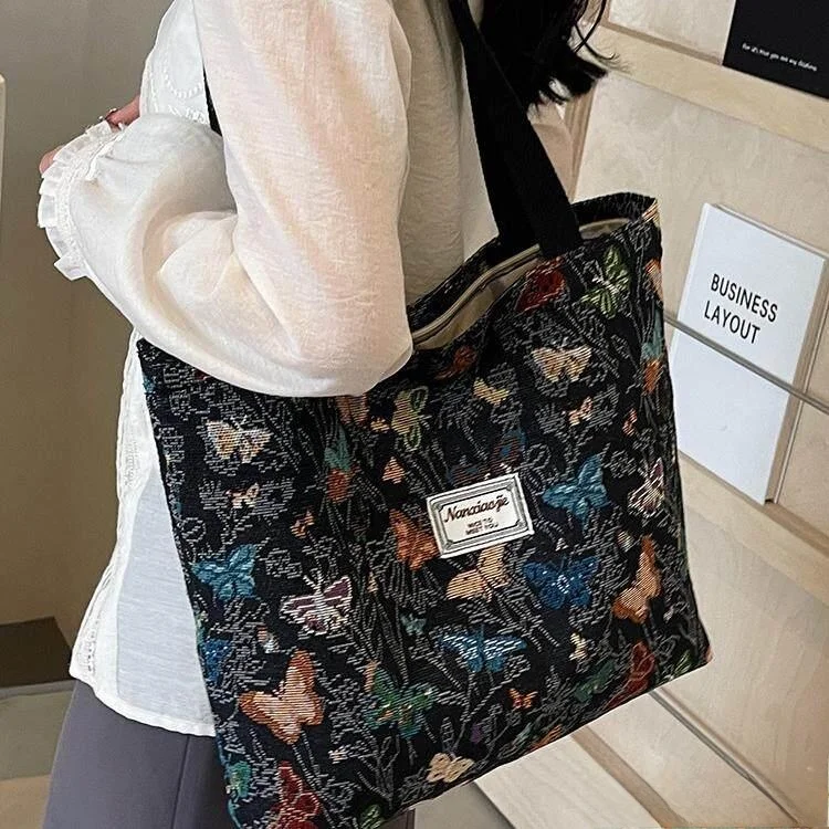 Large Capacity Canvas Tote Bag for Women Casual Commuting Fashionable Design Book Bag School Class Bag Handbag
Large Capacity Canvas Tote Bag for Women Casual Commuting Fashionable Design Book Bag School Class Bag Handbag