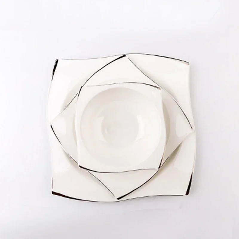 Набор керамической посуды, столовая посуда из костяного фарфора, креативные тарелки и блюда в стиле Пномпень, квадратные тарелки, кухонная утварь для сервировки стола
Набор керамической посуды, столовая посуда из костяного фарфора, креативные тарелки и блюда в стиле Пномпень, квадратные тарелки, кухонная утварь для сервировки стола