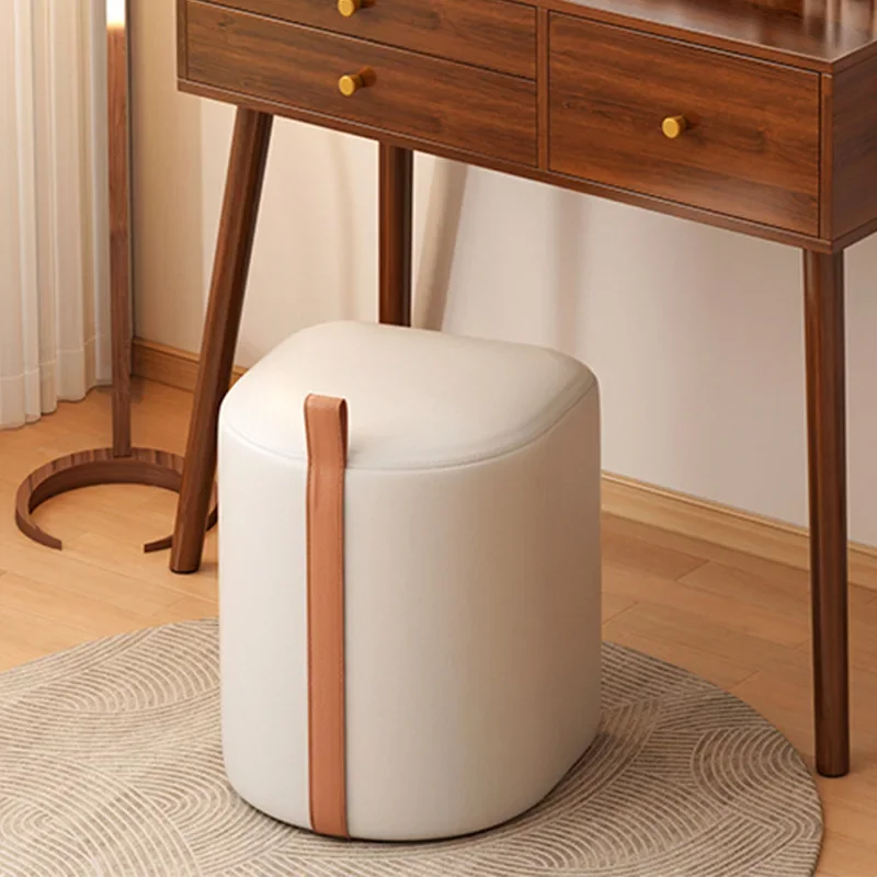 Nordic Style Makeup Stool, Simple Bench, Door Wearing Shoe Stool, Dressing Leather Pier, Living Room Sofa
Nordic Style Makeup Stool, Simple Bench, Door Wearing Shoe Stool, Dressing Leather Pier, Living Room Sofa