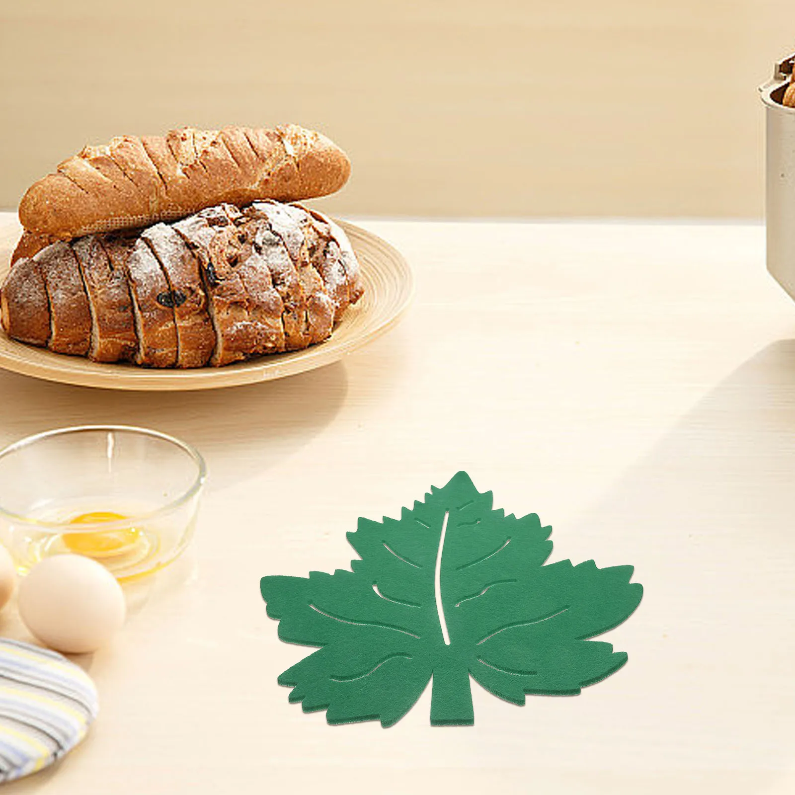 4pcs Easter Placemats Leaf Themed Heat-Insulated Non-Skid Table Mat For Kitchen Dining Reusable Cup Coaster Dish Pad Home Decor
4pcs Easter Placemats Leaf Themed Heat-Insulated Non-Skid Table Mat For Kitchen Dining Reusable Cup Coaster Dish Pad Home Decor