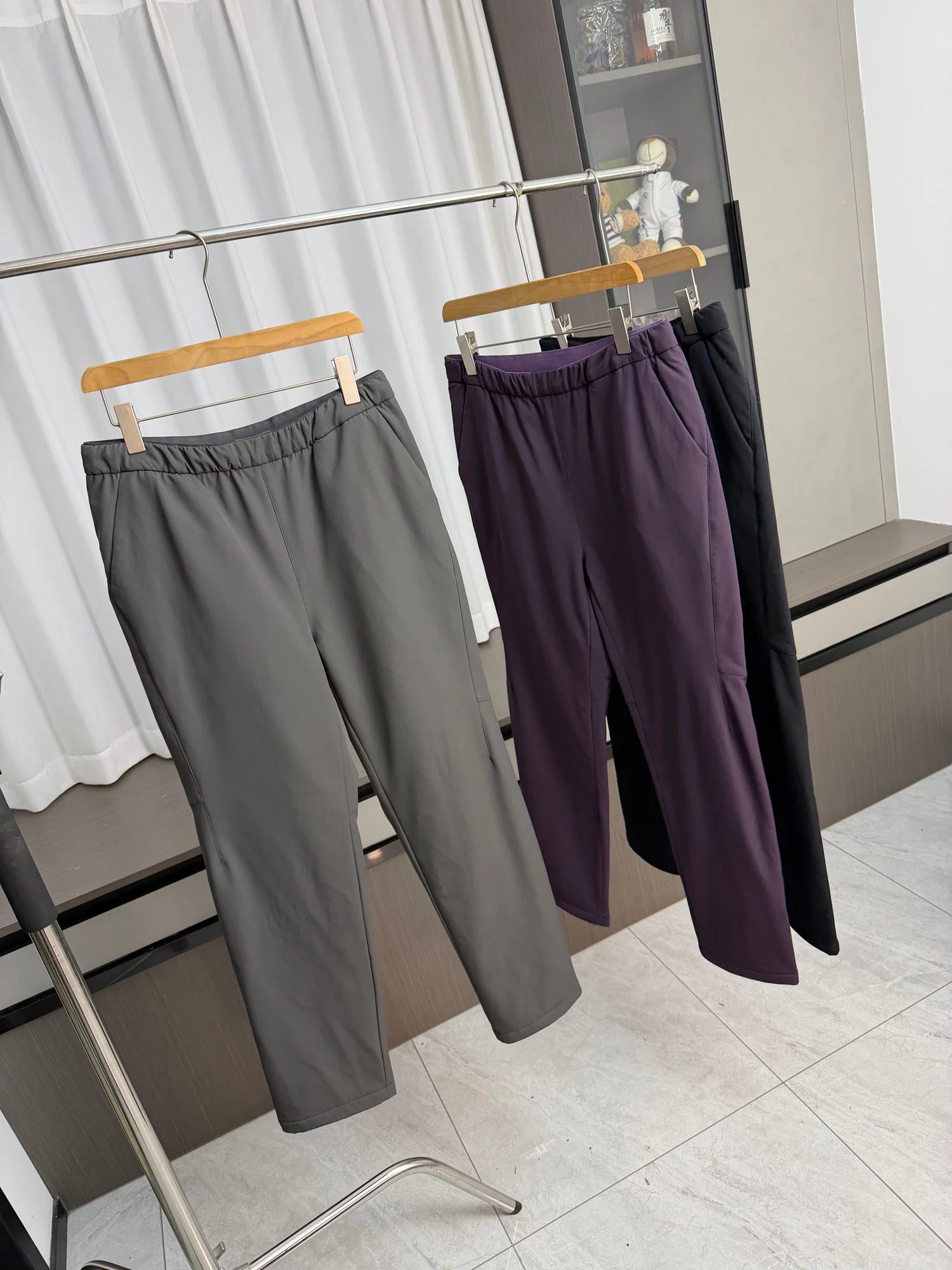 Men's Goose down Winter Outdoor Thermal Lo Technology Pants Straight Leg Long Trousers Faion Urban Sle Casual Wear
Men's Goose down Winter Outdoor Thermal Lo Technology Pants Straight Leg Long Trousers Faion Urban Sle Casual Wear