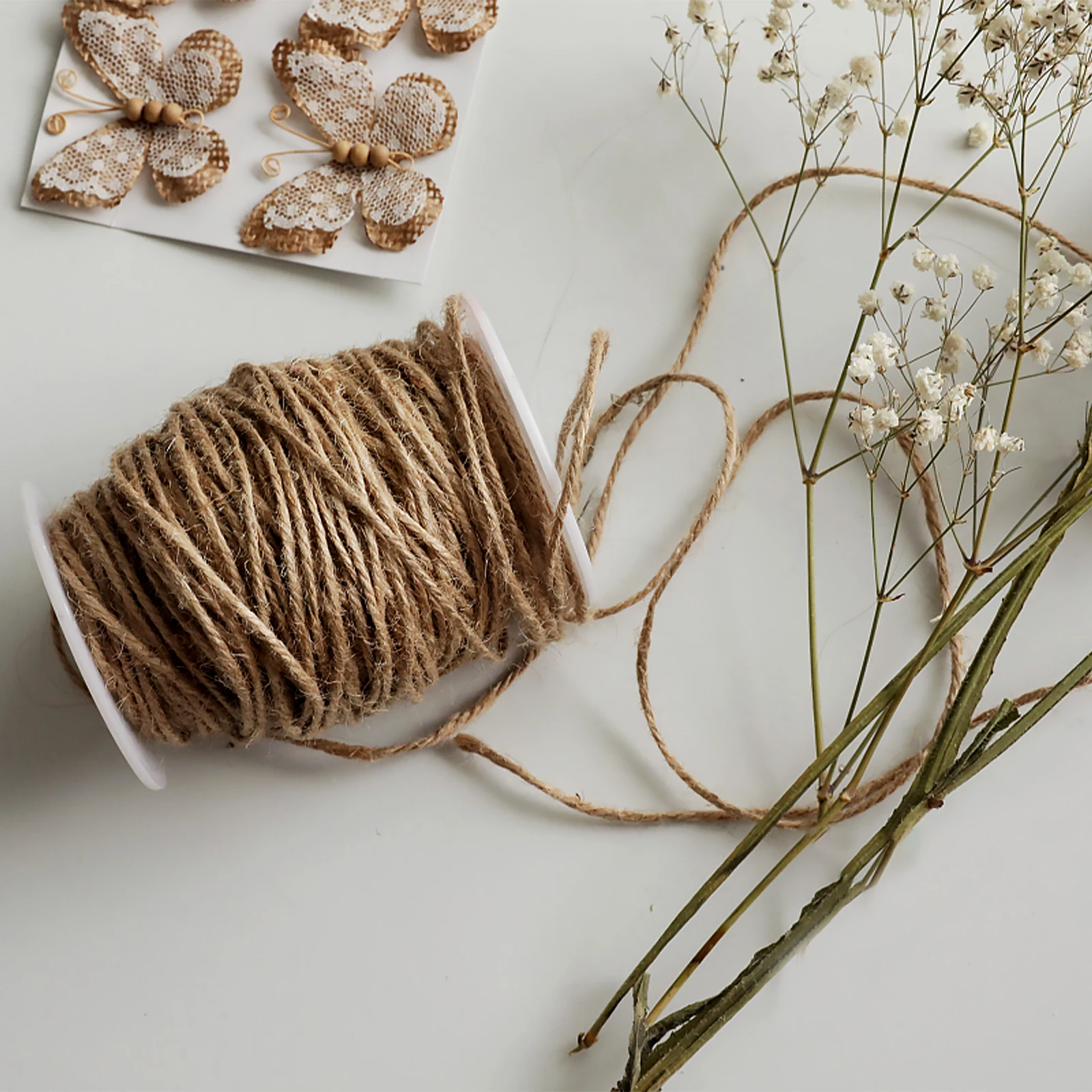 2 Rolls Rustic Jute Twine 2Mm DIY Craft Decor 3-Strand Burlap String Hemp Rope for Gift Wrapping Photo Wall Party Decoration
2 Rolls Rustic Jute Twine 2Mm DIY Craft Decor 3-Strand Burlap String Hemp Rope for Gift Wrapping Photo Wall Party Decoration