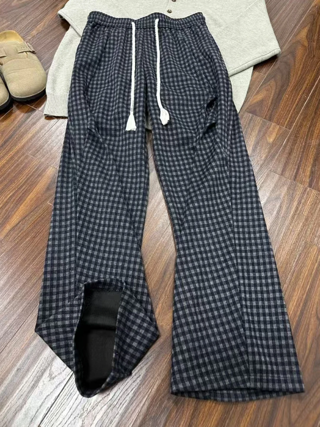 Мужские брюки Cleanfit в клетку, осенние, свободные, широкие, с драпировкой, слегка расклешенные, прямые, с отворотами
Мужские брюки Cleanfit в клетку, осенние, свободные, широкие, с драпировкой, слегка расклешенные, прямые, с отворотами