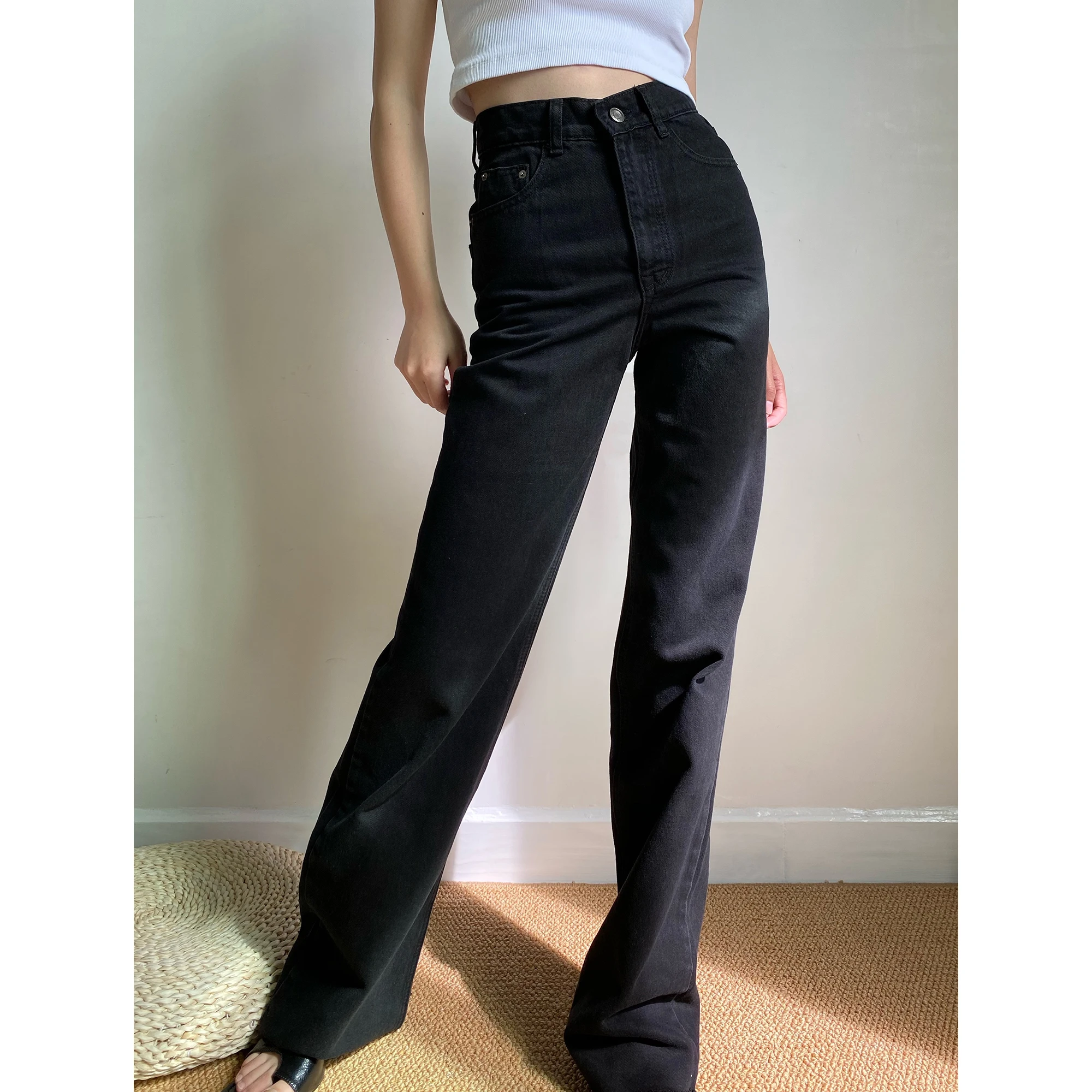 American Retro High Waist Wide Leg Jeans Women Loose Slim Long Pants Drag Floor Length Trousers Casual Fashion Spring Season
American Retro High Waist Wide Leg Jeans Women Loose Slim Long Pants Drag Floor Length Trousers Casual Fashion Spring Season