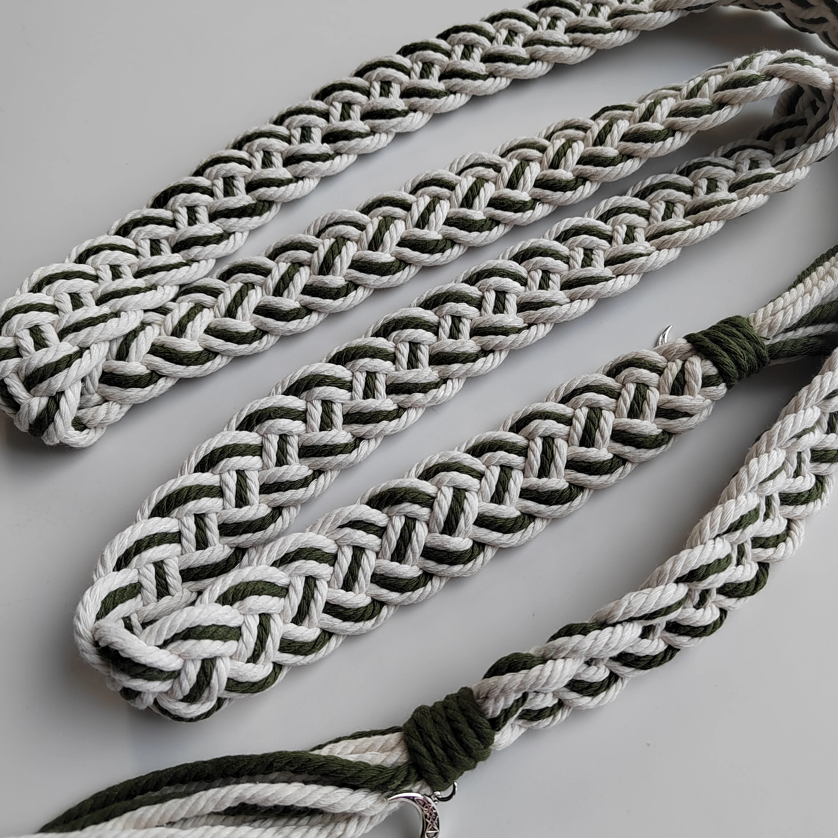 White and Green Personalized Handfasting Cord Traditional Celtic 12 Strand Pattern Option to Personalize with Pendants
White and Green Personalized Handfasting Cord Traditional Celtic 12 Strand Pattern Option to Personalize with Pendants