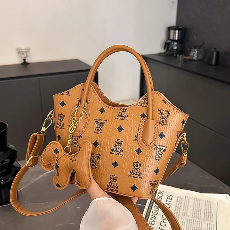 2025 Architectural Square Bag, Sleek Convertible Shoulder & Crossbody Purse for Women, Minimalist Day to Night Tote
2025 Architectural Square Bag, Sleek Convertible Shoulder & Crossbody Purse for Women, Minimalist Day to Night Tote