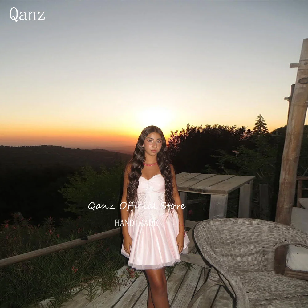 Qanz Mini Pink Satin Prom Dress Sweetheart Lace Mini Birthday Dresses For Woman Short A Line Vestidos De Graduación Customized
Qanz Mini Pink Satin Prom Dress Sweetheart Lace Mini Birthday Dresses For Woman Short A Line Vestidos De Graduación Customized