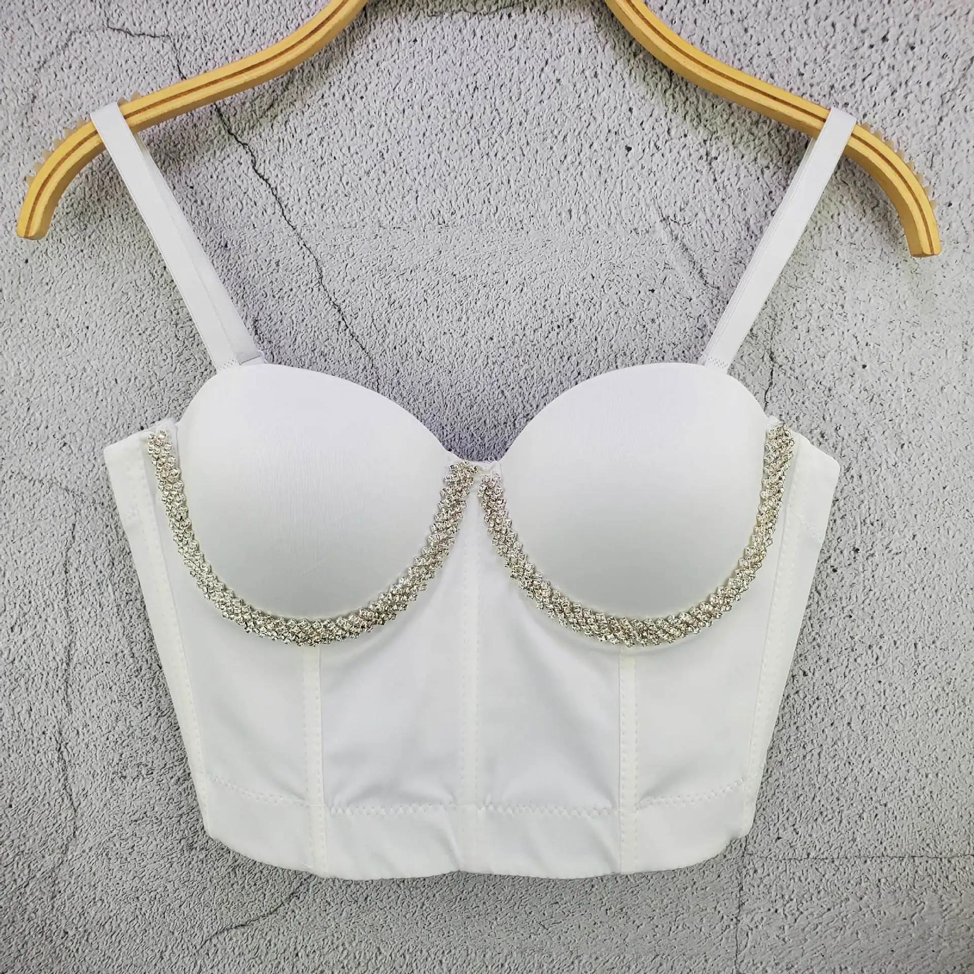 Diamond Studded Chain Fashionable Small Camisole Vest Style Metal Rock Passionate Women's Slim Fit Top
Diamond Studded Chain Fashionable Small Camisole Vest Style Metal Rock Passionate Women's Slim Fit Top