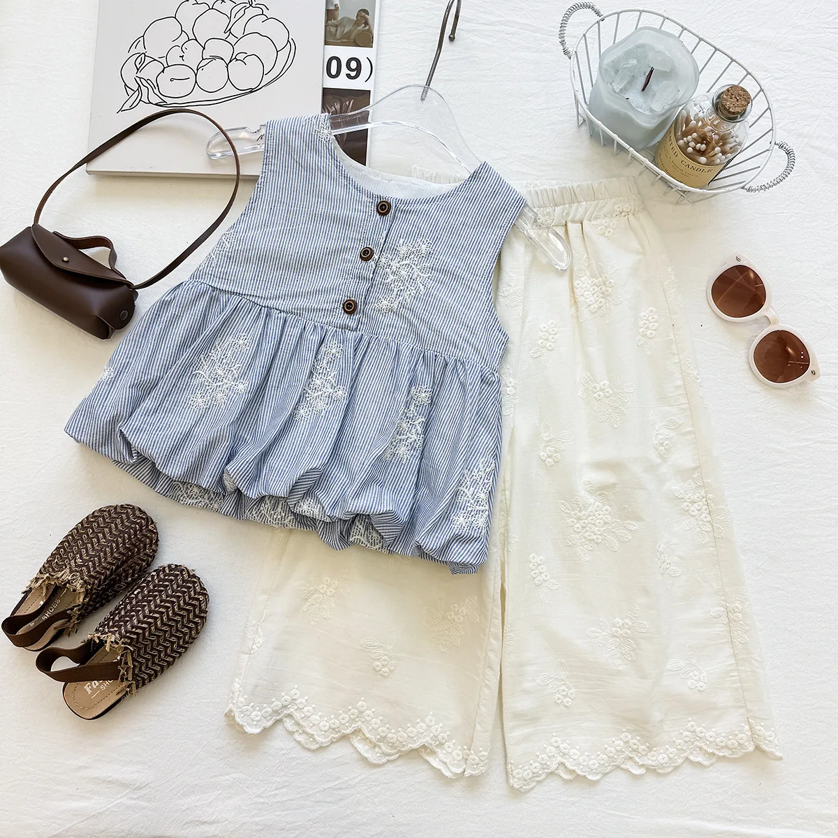2026 Summer Girls Striped Tank Blouse Set, Embroidered Lace Wide Leg Pants, Kids Casual 2Pcs Trendy Outfit
2026 Summer Girls Striped Tank Blouse Set, Embroidered Lace Wide Leg Pants, Kids Casual 2Pcs Trendy Outfit