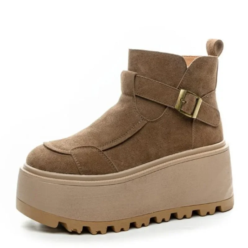 8CM Suede Cow Genuine Leather Fashion Women Ankle Booties Spring Shoes Chimney Platform Wedge Winter Plush Autumn Snow Boots
8CM Suede Cow Genuine Leather Fashion Women Ankle Booties Spring Shoes Chimney Platform Wedge Winter Plush Autumn Snow Boots