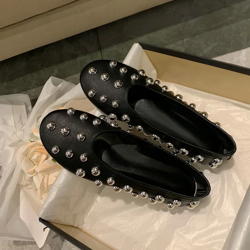 Женские лоферы на плоской подошве, кожаная повседневная обувь на плоской подошве, весенние модные модельные сандалии, трендовые прогулочные уютные брендовые туфли 
Женские лоферы на плоской подошве, кожаная повседневная обувь на плоской подошве, весенние модные модельные сандалии, трендовые прогулочные уютные брендовые туфли