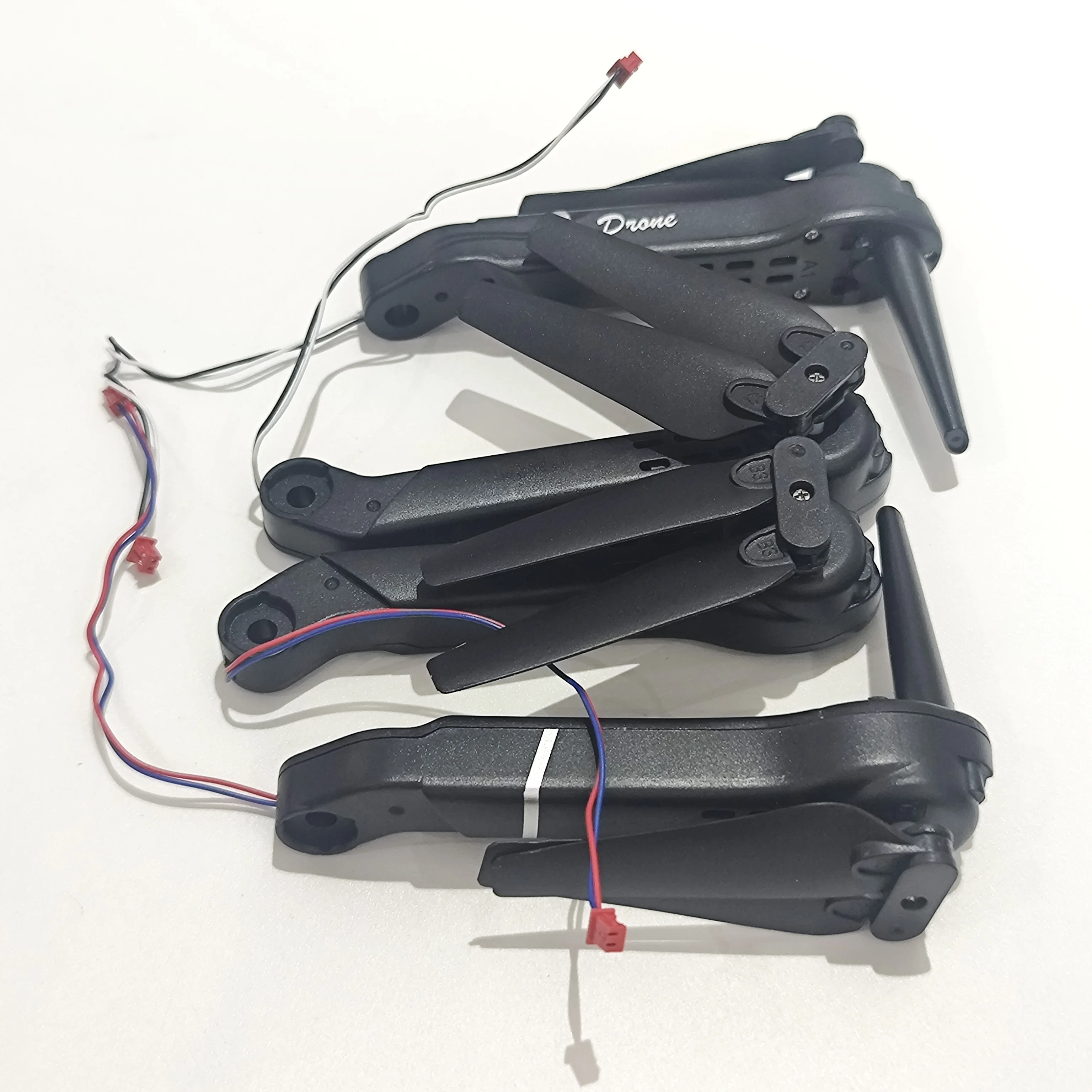 V88 Foldable Drone Mini RC Quadcopter Spare Parts Full Set Motor Arm With CW CCW Propeller Blade Accessories
V88 Foldable Drone Mini RC Quadcopter Spare Parts Full Set Motor Arm With CW CCW Propeller Blade Accessories