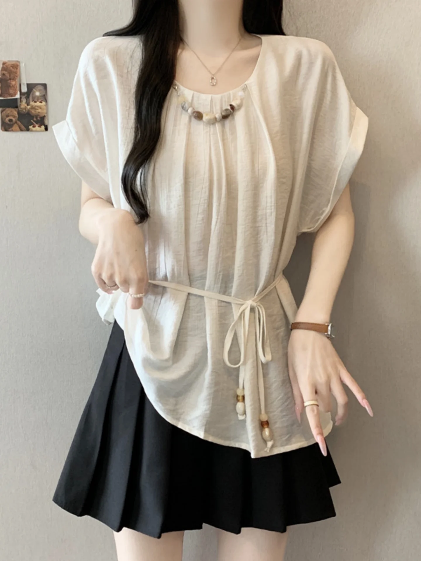 Slimming Short Sleeve Belted Women's Base Shirt Summer New plus Size Conceal Belly Design Beaded Top Korean Style Commute
Slimming Short Sleeve Belted Women's Base Shirt Summer New plus Size Conceal Belly Design Beaded Top Korean Style Commute
