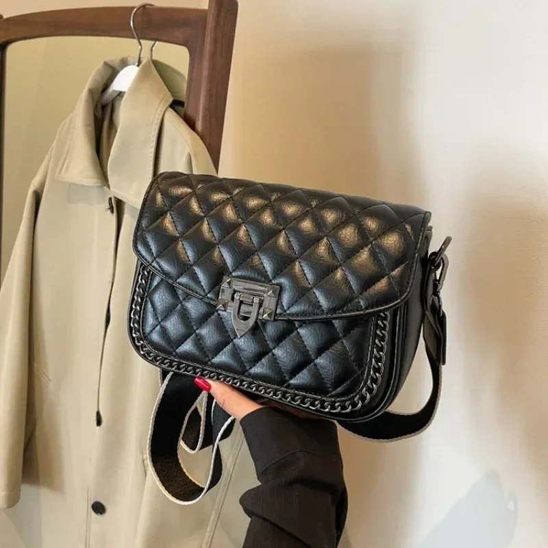 Stylish Designer Leather Tote Bag Women Handbag Luxury Shoulder Crossbody Purse Vintage Square Diaper Bag
Stylish Designer Leather Tote Bag Women Handbag Luxury Shoulder Crossbody Purse Vintage Square Diaper Bag