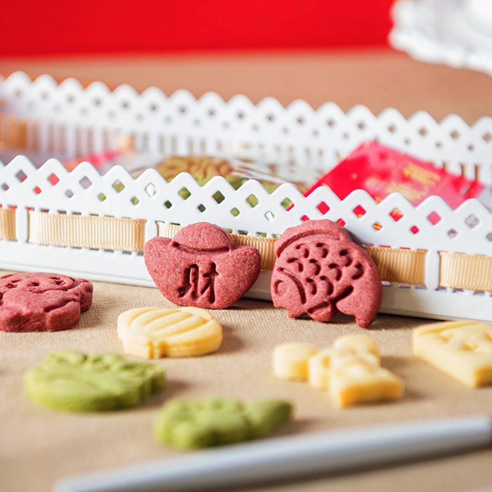 Mini New Year Cookie Mold Biscuit Cake Decorating Baking Tools
Mini New Year Cookie Mold Biscuit Cake Decorating Baking Tools