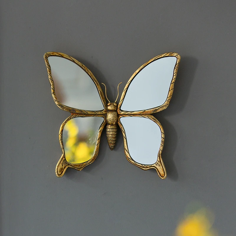 Light luxury retro vintage resin dragonfly ornaments creative living room butterfly background wall decoration pendant
Light luxury retro vintage resin dragonfly ornaments creative living room butterfly background wall decoration pendant