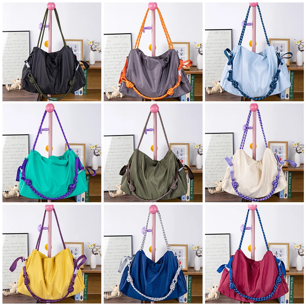 2025 New Western Style Shoulder Bag Solid Color Large Capacity Casual Nylon Fabric Outdoor Fashion Shoulder Bag
2025 New Western Style Shoulder Bag Solid Color Large Capacity Casual Nylon Fabric Outdoor Fashion Shoulder Bag