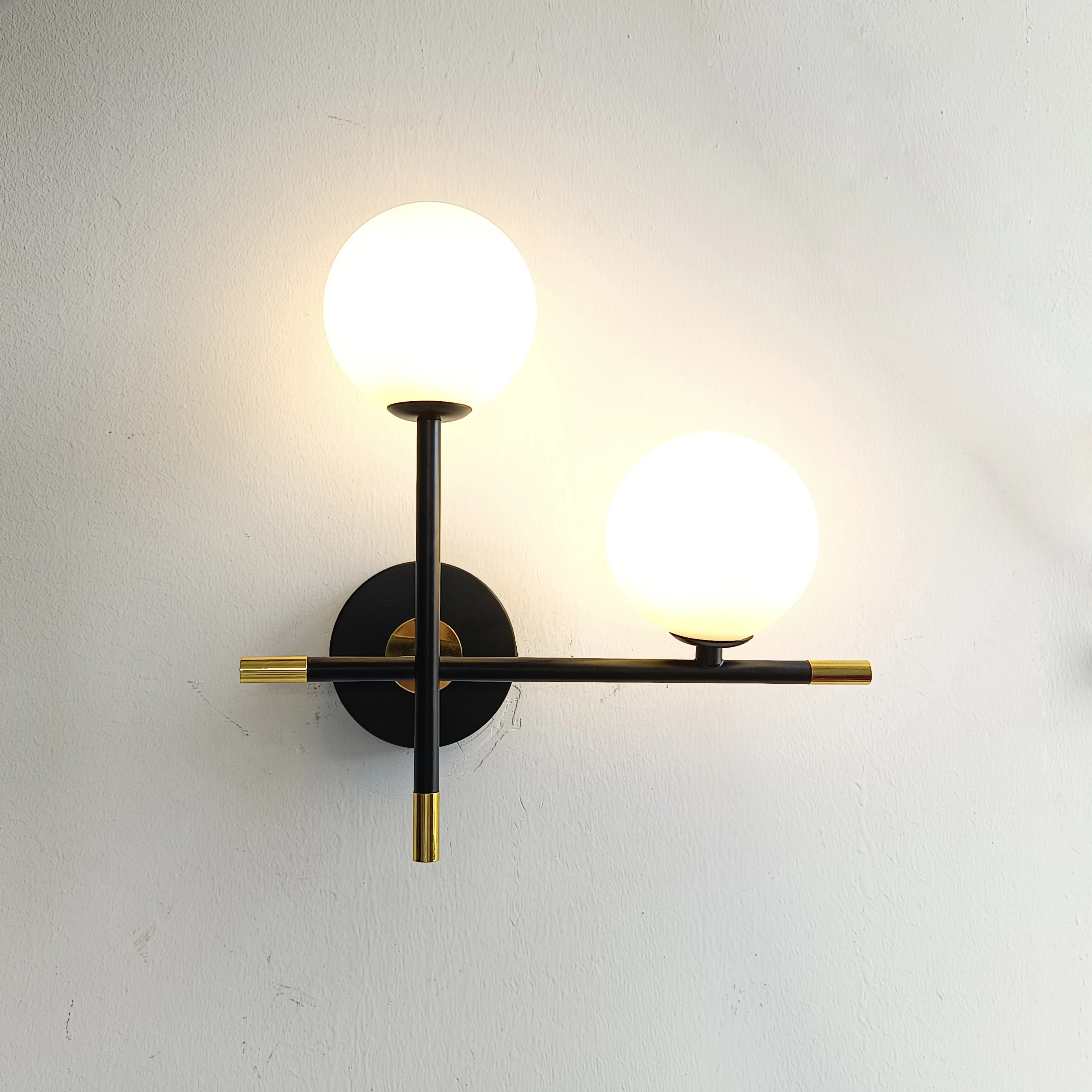 OUDELADI Interior Glass Ball Wall Lamp Living Bedroom Lighting Fixture Sconce Kitchen Aisle Hallway Decor Light
OUDELADI Interior Glass Ball Wall Lamp Living Bedroom Lighting Fixture Sconce Kitchen Aisle Hallway Decor Light