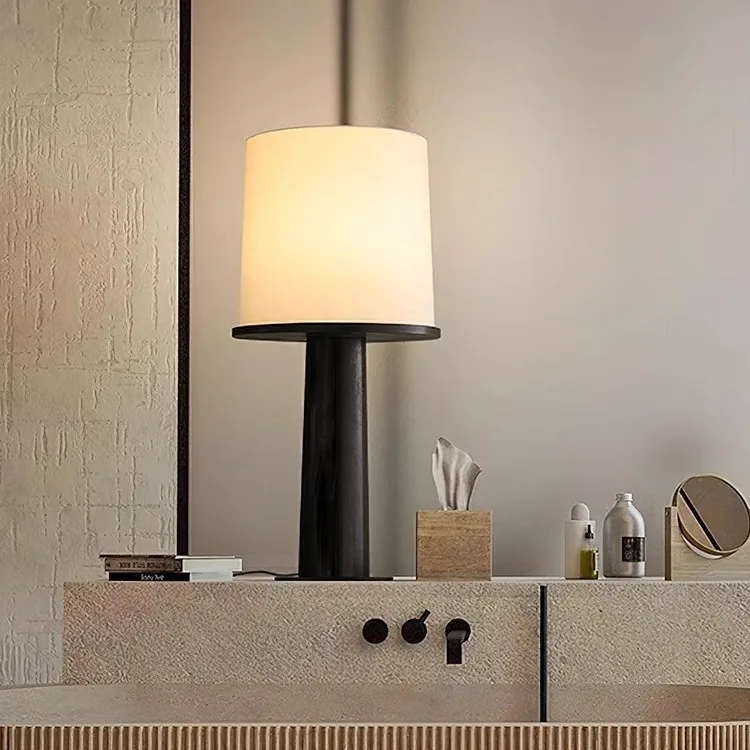 Medieval style, floor lamp, living room high sense, light luxury art creativity, wabi sandy wind vertical fabric ambient light
Medieval style, floor lamp, living room high sense, light luxury art creativity, wabi sandy wind vertical fabric ambient light