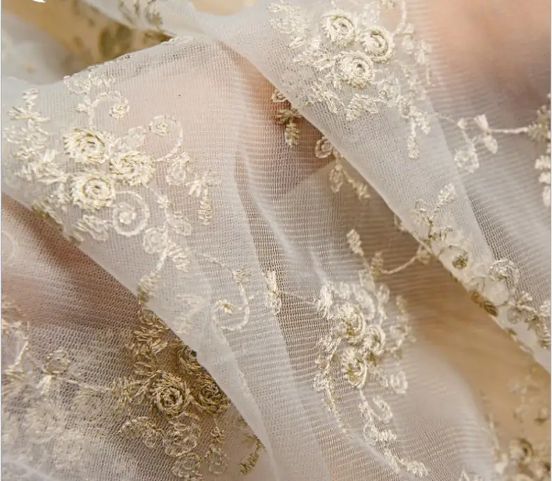 6 Colors Exquisite Light Roses Embroidered Organza Lace fabric Rose Floral Mesh tulle Gauze Bridal Gown Lace Fabric
6 Colors Exquisite Light Roses Embroidered Organza Lace fabric Rose Floral Mesh tulle Gauze Bridal Gown Lace Fabric