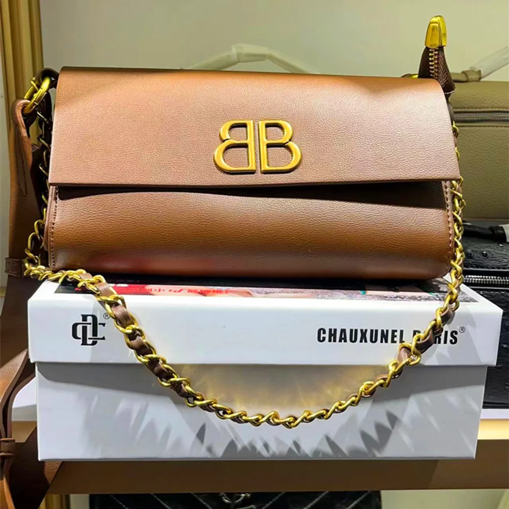 Bb Bag Light Luxury Women's Shoulder And Armpit Bag High-end Texture Fashionable And Casual Diagonal Cross Bag Versatile
Bb Bag Light Luxury Women's Shoulder And Armpit Bag High-end Texture Fashionable And Casual Diagonal Cross Bag Versatile