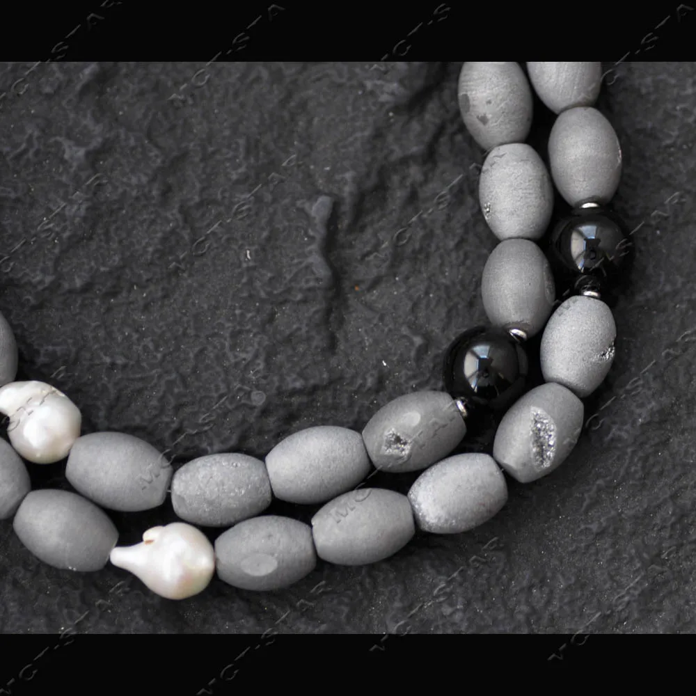 MTC·STAR 2Row 20'' Gray Black Round Egg Crystal Agate White Baroque Keshi Pearl Necklace (Z14596)
MTC·STAR 2Row 20'' Gray Black Round Egg Crystal Agate White Baroque Keshi Pearl Necklace (Z14596)
