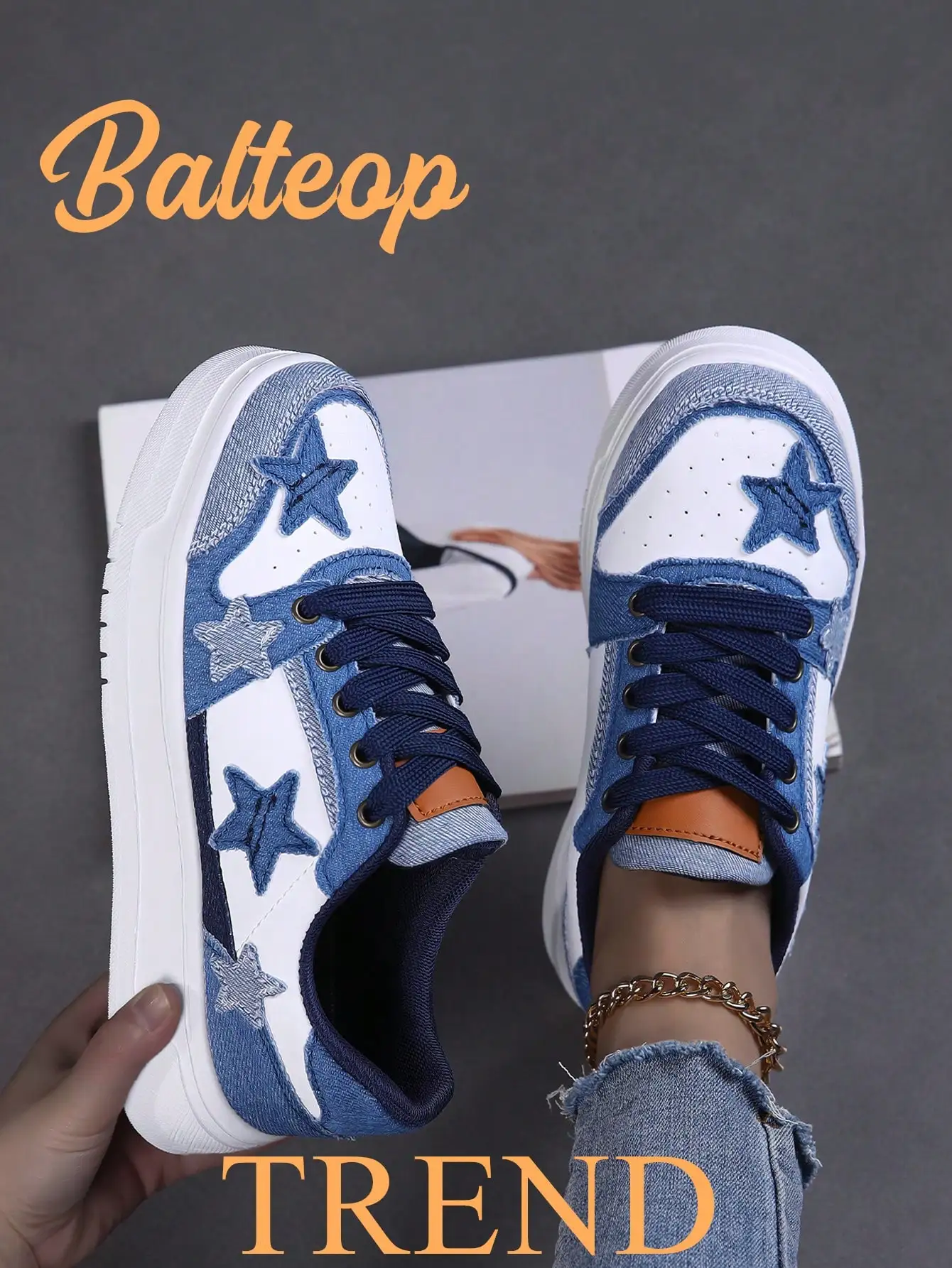 BALTEOP Fall/Winter Women Black & White Star Pattern Breathable Skate Shoes, Lightweight And Comfortable,Sneakers For Women
BALTEOP Fall/Winter Women Black & White Star Pattern Breathable Skate Shoes, Lightweight And Comfortable,Sneakers For Women