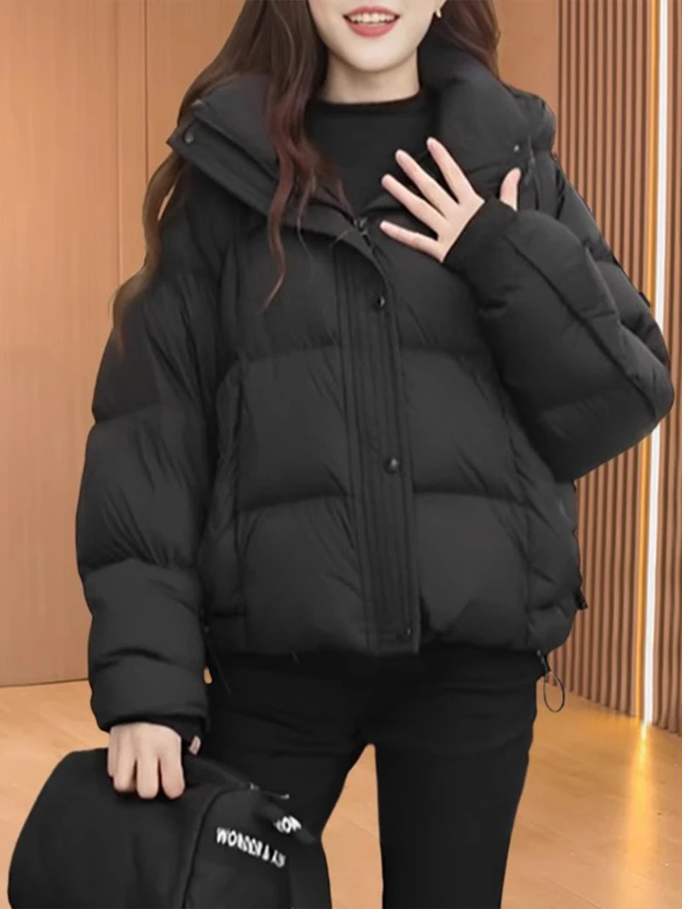 Short Thickened Cotton Jacket Women's Winter Warm Matching Bread Style Coat Korean Version Loose Fit Zipper Closure Pure Color
Short Thickened Cotton Jacket Women's Winter Warm Matching Bread Style Coat Korean Version Loose Fit Zipper Closure Pure Color