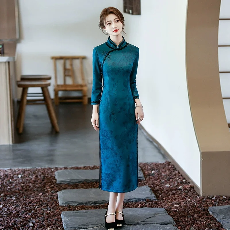 Autumn Winter Jacquard Blue Chesongam Women Qipao Modern Qipao Sexy Traditional Vestidos Elegant Improved Chinese Dress
Autumn Winter Jacquard Blue Chesongam Women Qipao Modern Qipao Sexy Traditional Vestidos Elegant Improved Chinese Dress