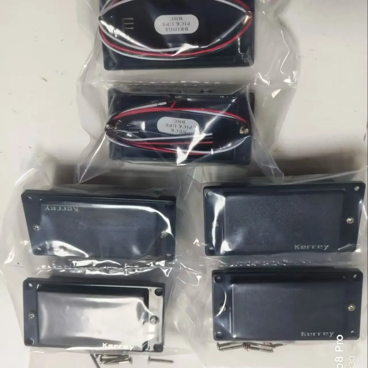 K-e-r-r-e-y Best Seller Humbucker Pickup Active Electric Guitar Pickups Active 9V Battery Power
K-e-r-r-e-y Best Seller Humbucker Pickup Active Electric Guitar Pickups Active 9V Battery Power