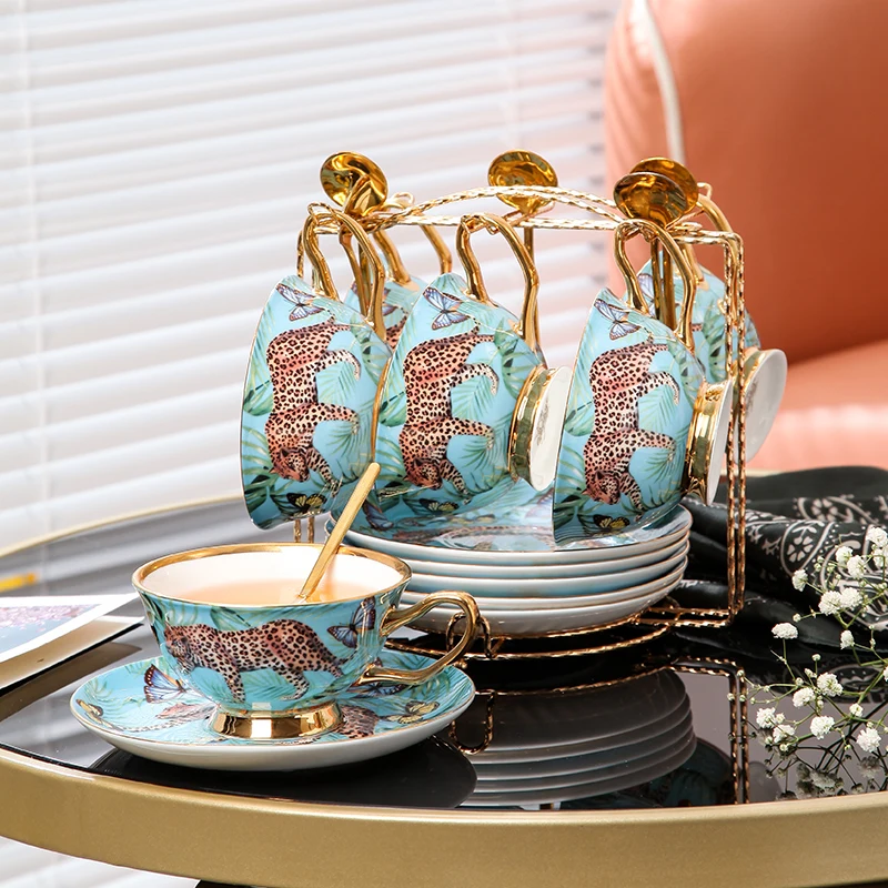 Bone China Creative Coffee Cup Saucers Set for English Afternoon Tea Party Home Decoration Mug Drinking Set
Bone China Creative Coffee Cup Saucers Set for English Afternoon Tea Party Home Decoration Mug Drinking Set