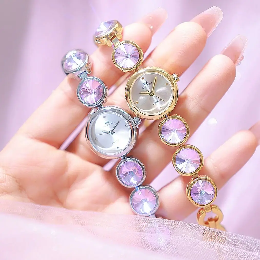 Brand Women's Watch Light Luxury Fashion Diamond Inlaid Bracelet Exquisite Simplicity Women's Quartz Watch
Brand Women's Watch Light Luxury Fashion Diamond Inlaid Bracelet Exquisite Simplicity Women's Quartz Watch