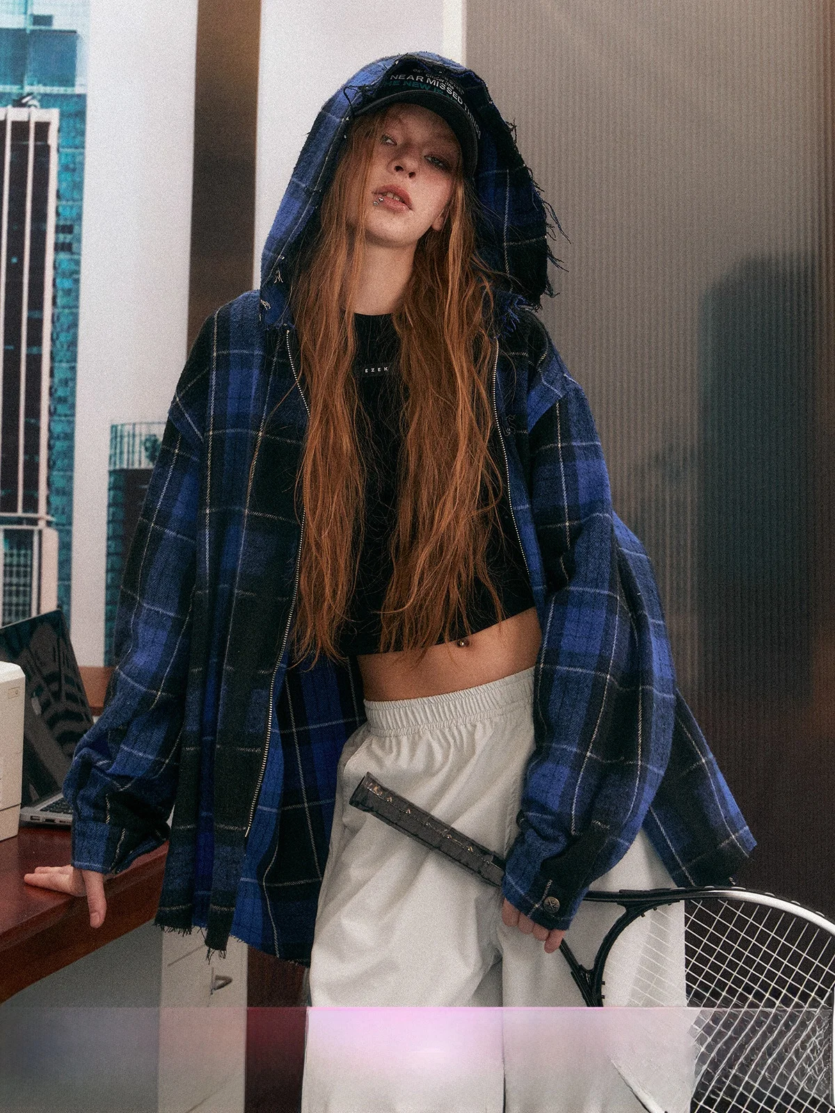 EZEK American Retro Plaid Hooded Long Sve Women's Fce irt Loose Slimming High Street Heavyweight irt Jaet Trendy
EZEK American Retro Plaid Hooded Long Sve Women's Fce irt Loose Slimming High Street Heavyweight irt Jaet Trendy