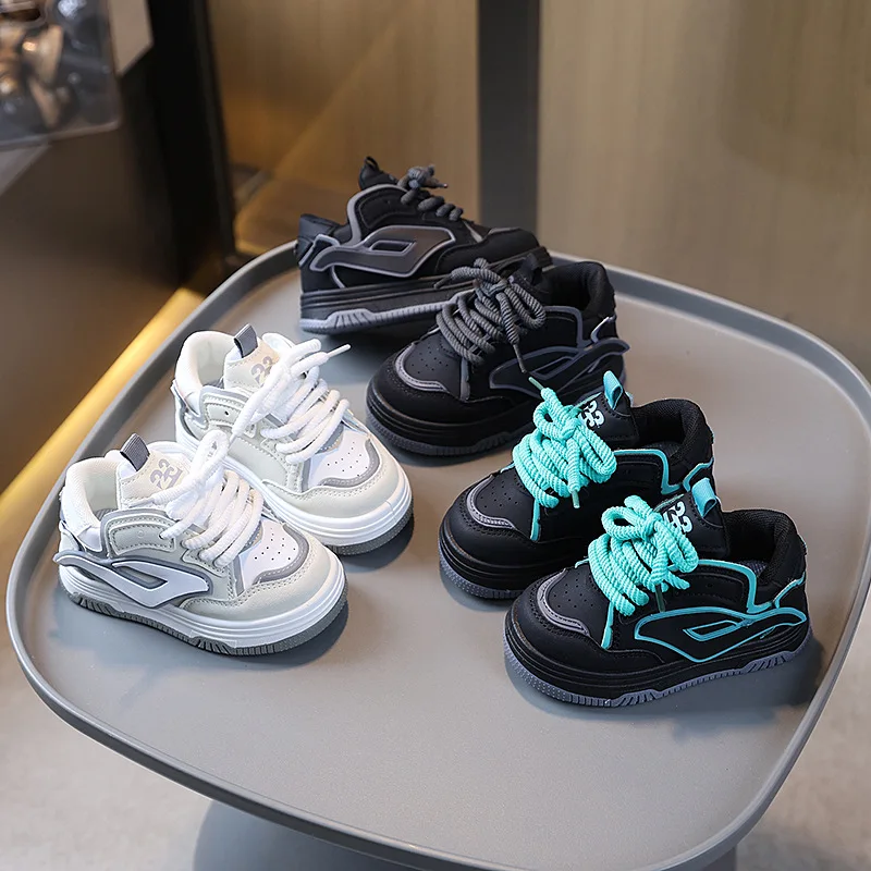 Детская спортивная обувь унисекс для школы. Обувь для мальчиков. Противоскользящие кроссовки для кампуса. Высокие туфли для девочек на мягкой подошве.
Детская спортивная обувь унисекс для школы. Обувь для мальчиков. Противоскользящие кроссовки для кампуса. Высокие туфли для девочек на мягкой подошве.